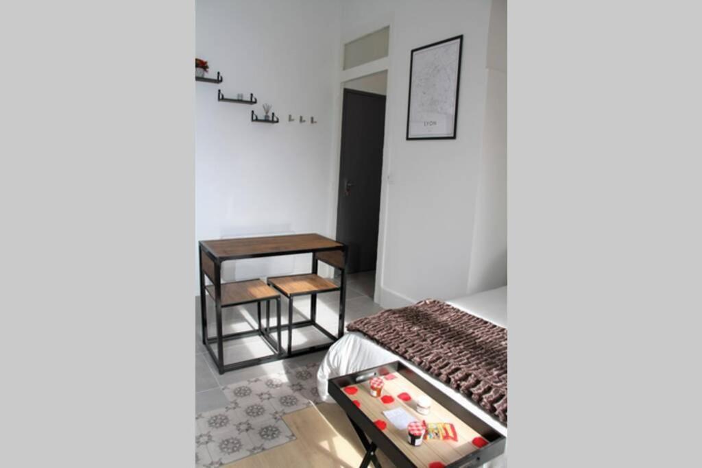 L'Escapade De Lyon, Charpennes, Jacuzzi Et Emplacement Ideal Leilighet Villeurbanne Eksteriør bilde